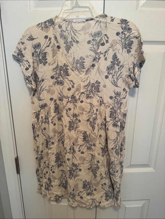First Love Dresses & Skirts - Floral V-Neck Short Sleeve Women’s Maternity Dress - Cream and Navy